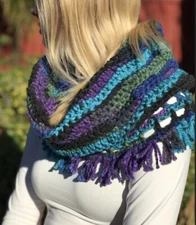 Super Neck Warmer, Cowl, Chunky, Textured, Bulky, Fringed,Crochet Infinity Scarf