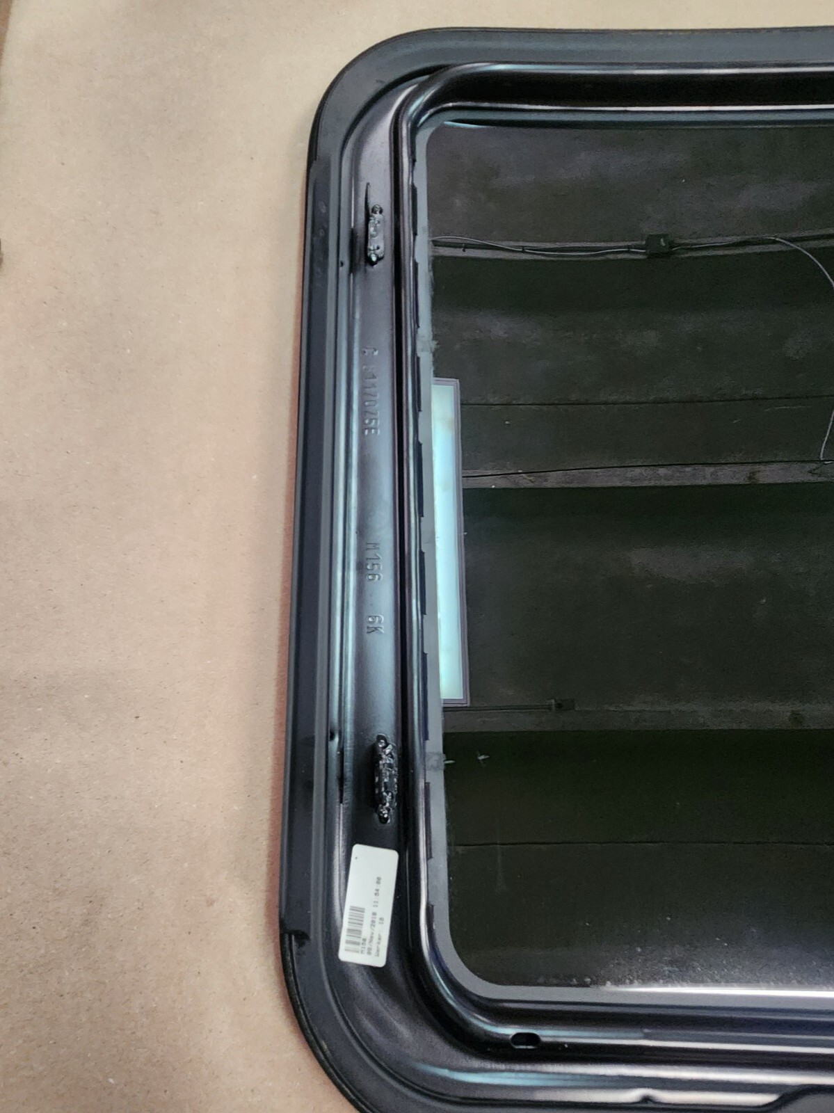 2014-2019 MASERATI GHIBLI   SUNROOF GLASS OEM 673009009