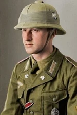 WW II - German  Photo --     Soldier - Africa Korps