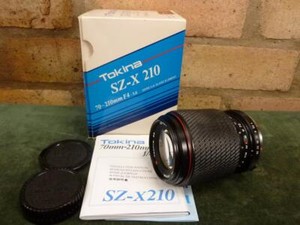 nice Tokina SZ-X 1:4-5.6 70-210mm lens OM Mount