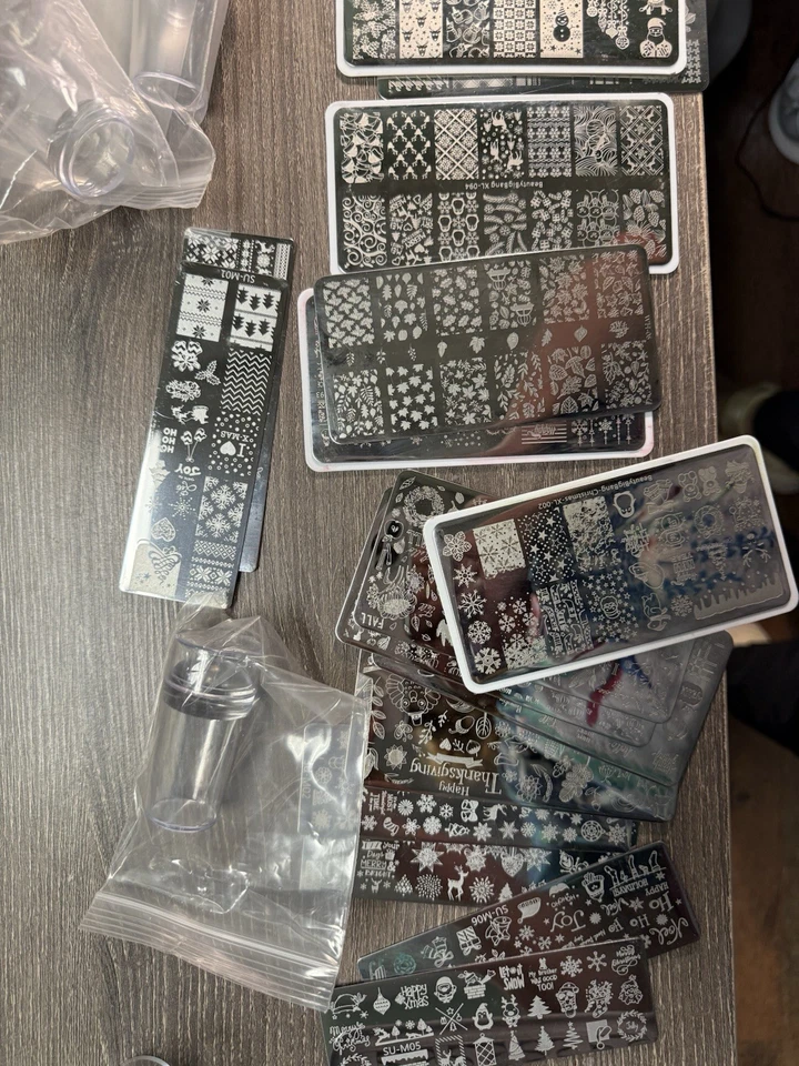 Suministros para uñas-cargas de piedras de cristal-geles-cromo-estampado a un precio muy barato. Foto 4 de 4