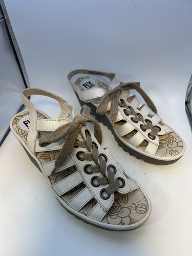 FLY LONDON Women’s 39 Yito Ivory Wedge Sandals Leather Lace Up Peep Toe US 8-8.5 - Picture 14 of 17