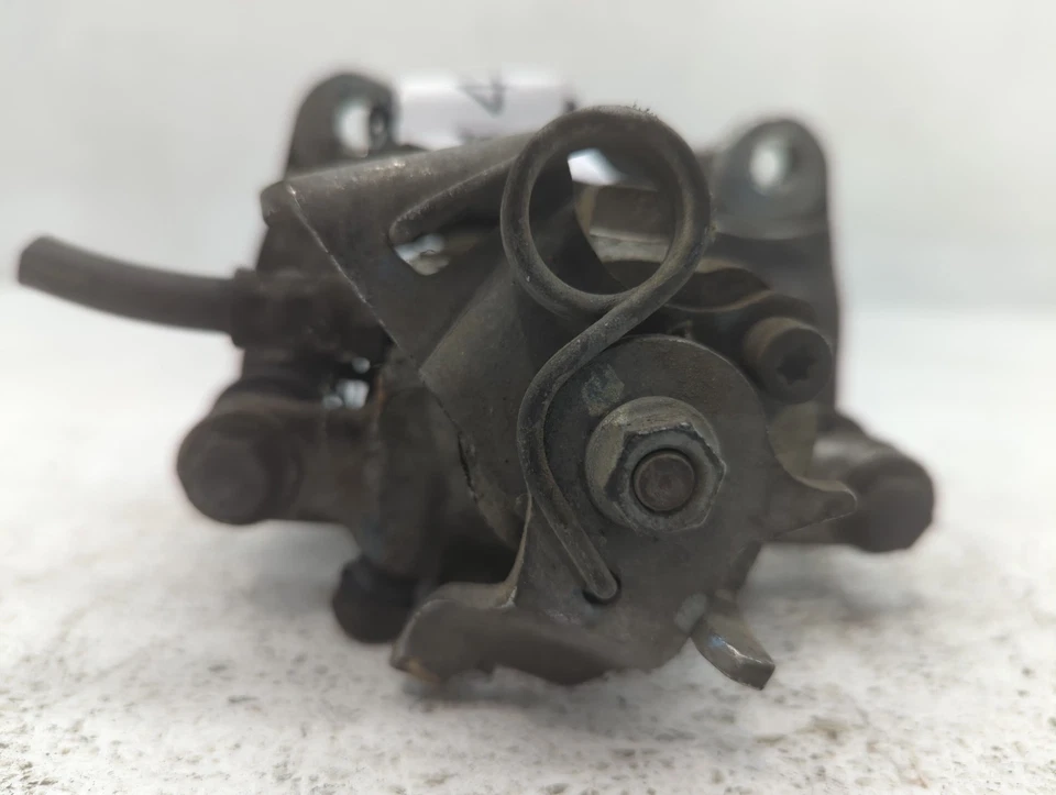 Pinza de freno delantera izquierda Fiat 500 2012-2015 YJN30 Foto 4 de 4