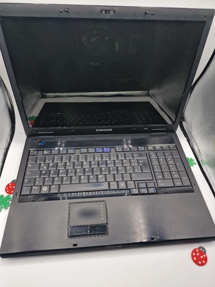 Samsung R700 Notebook Schwarz defekt - Bild 2 von 3
