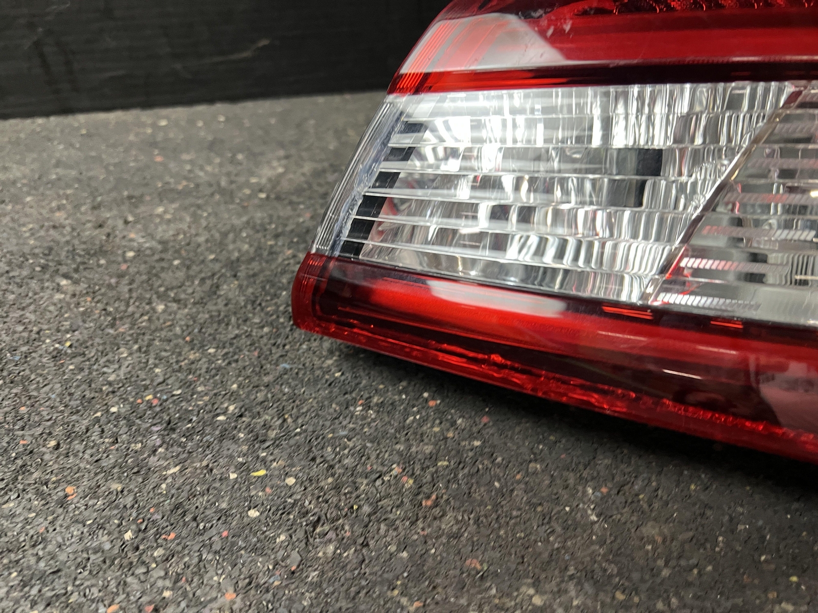 14-20 MASERATI GHIBLI GRANDSPORT SQ4 PASSENGER RH OUTER TAIL LIGHT LAMP