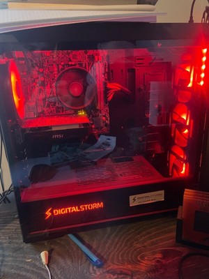Digital Storm PC with MSI 27in curved monitor