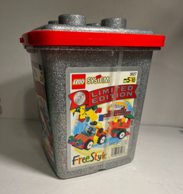 LEGO SYSTEM Freestyle: Limited Edition Silver Bucket (3027)  411 pieces