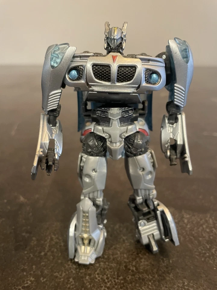 Transformers Studio Series SS10 Deluxe Class Autobot Jazz Incomplete Hasbro 2018 - Image 3 of 4