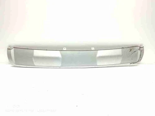Front bumper lip
