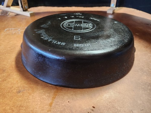 Griswold No. 9 Cast Iron DEEP Skillet Large Block EPU Logo - Picture 5 of 17