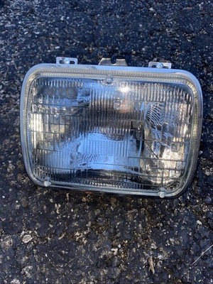 Headlight Assembly-Regular TYC 22-1001     1989 Chevy Corvette