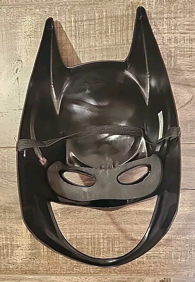 Niño - Máscara Rubíes Batman 1/2 Foto 2 de 2