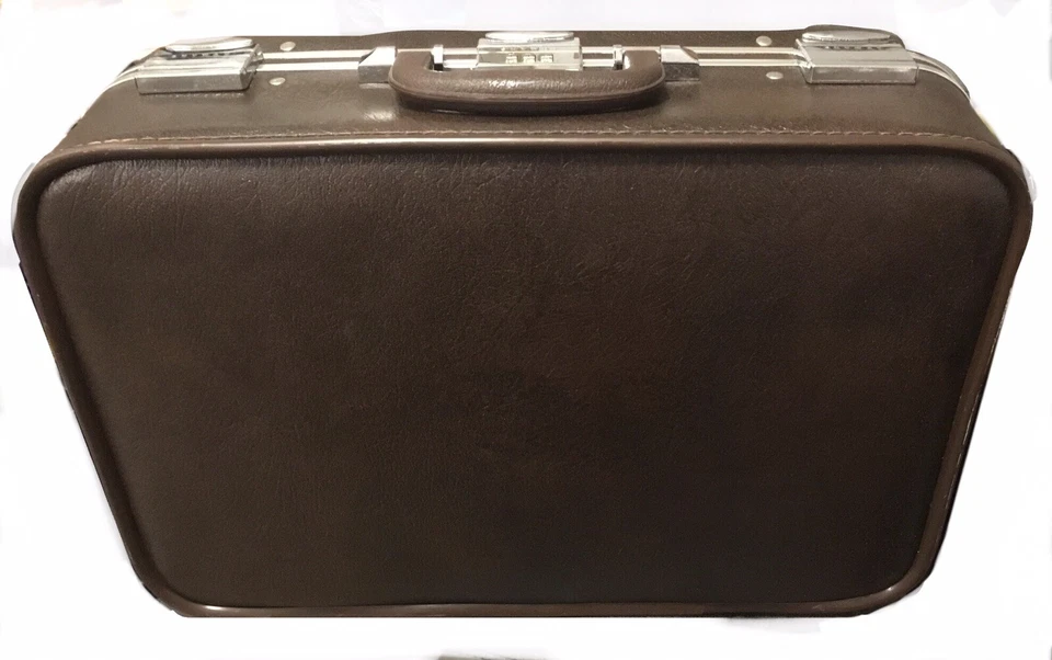 Antiga mala SKYWAY dos anos 1960 com rodas couro marrom e cromado Excl’t Cond 21 x13 x7 - Imagem 2 de 4