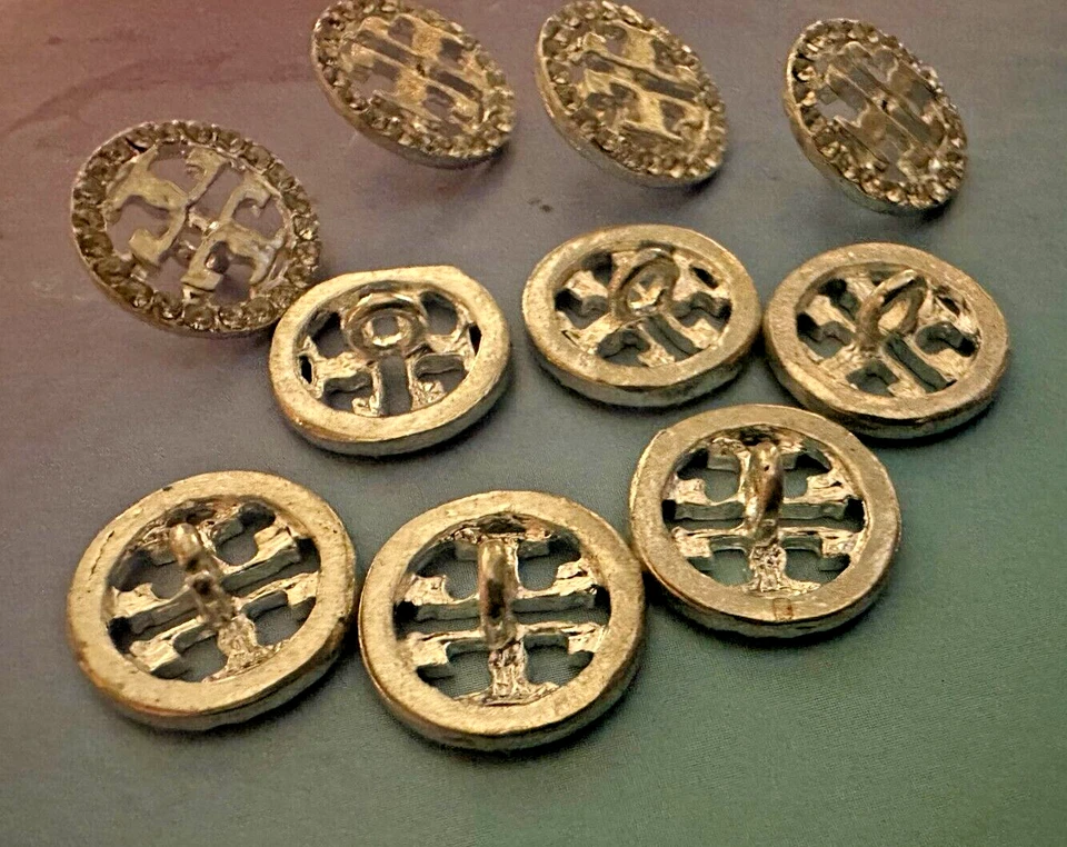 10 TORY BURCH NEW YORK SILVER RHINESTONE BUTTONS SHIRT / BOUSE/CARDI 10-12MM - Image 3 of 4