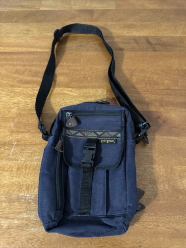 Vintage kleine östliche Sporttasche gebrochener Reißverschluss marineblau Umhängetasche - Bild 1 von 7