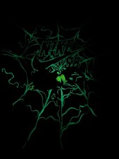 Nike SB Spider Glow in the Dark GITD t-shirt Running Jogging Marathon Holiday