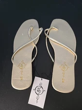 Sole Mates Sandals Womens Size 8/9 Gold Strappy Flip Flop