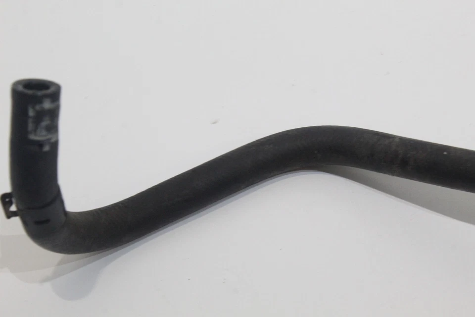 VW Load Up 1S Tuyau d'alimentation en carburant essence 1.0 04C133723K - Photo 3/4