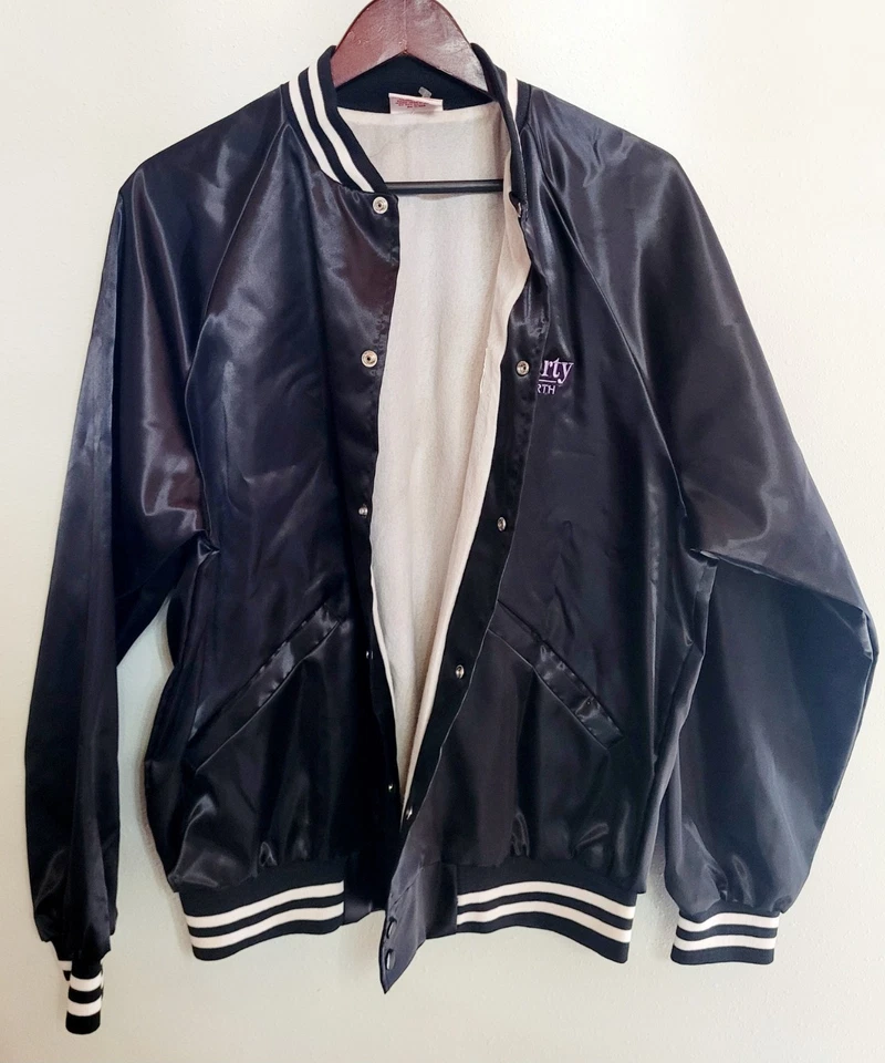 LIBERTY KENWORTH WINDBREAKER-BLACK,LINED, STRIPED COLLAR, CUFF, BOTTOM-SIZE L - Image 4 of 4