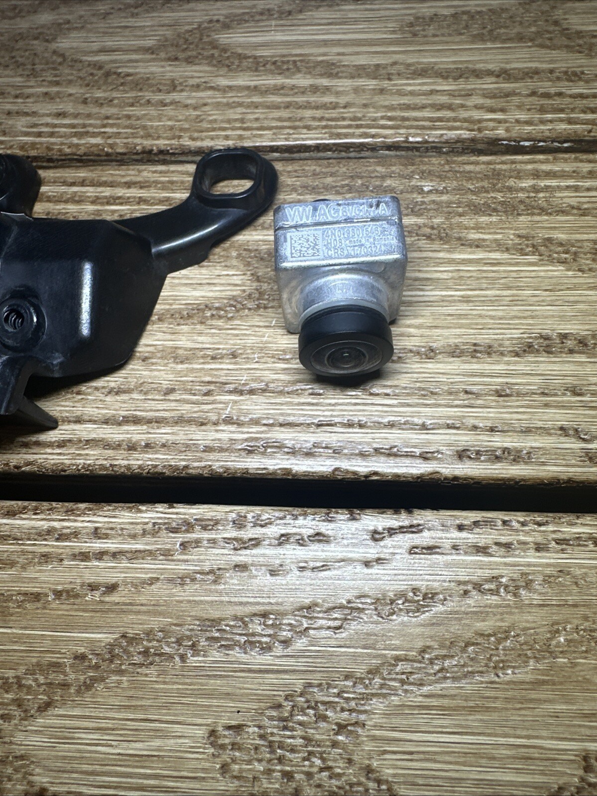 Audi VW Porsche Lamborghini Surround View Camera Bracket 4N0.980.546