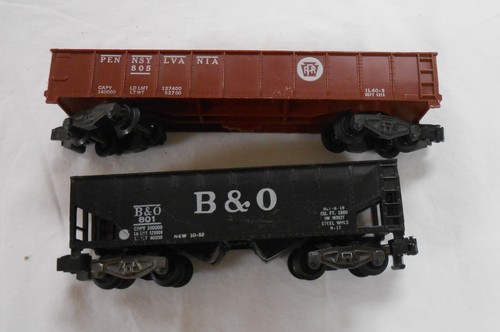 Lot of 2 American Flyer "S" Freight Cars