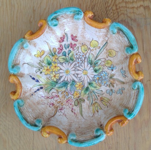 Lapucci Ceramiche Artisthe Teller floral gewellter Rand Hänger signiert Italien 7" - Bild 1 von 9