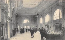 CPA 10 TROYES INTERIEUR DE LA SALLE DES PAS PERDUS DE LA NOUVELLE GARE (cpa pas