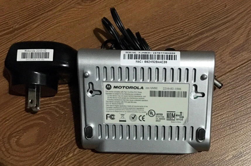 Módem Motorola DSL un puerto DSL y un puerto Ethernet Foto 2 de 3