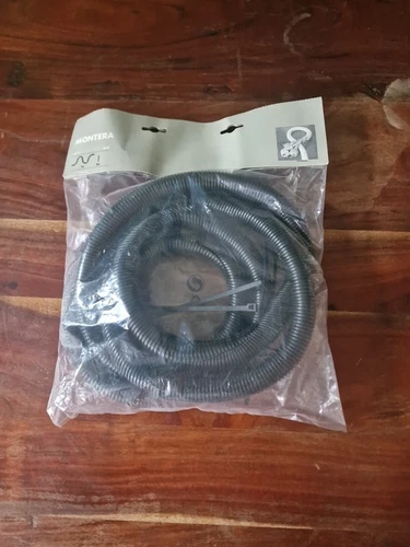 IKEA montera 2.5m cable management