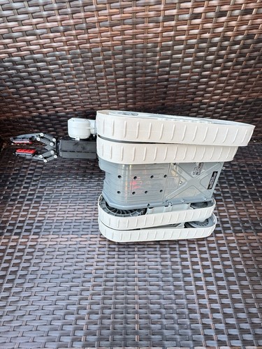 New Bright 12.8-volt 1:3 iRobot 710 Kobra Endeavor Robotics UNIT ONLY -UNTESTED! - 第 10/13 張圖片