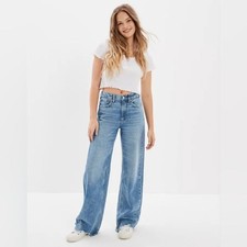 American Eagle Super High-Waisted Baggy Wide-Leg Jean Sz 8