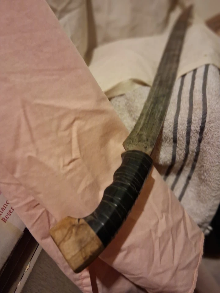 Espada Vintage Filipina Talibong Barang Bolo Moro Curvada com Bainha Lâmina 20"  - Imagem 3 de 4