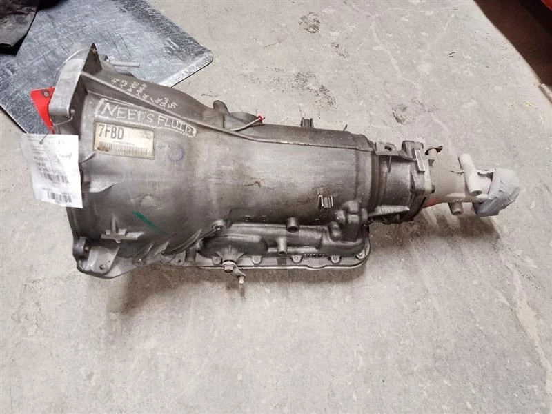 4L60E Automatic Transmission opt M30 from 1997 Chevrolet Camaro 3.8L 6363210 - Изображение 2 из 4