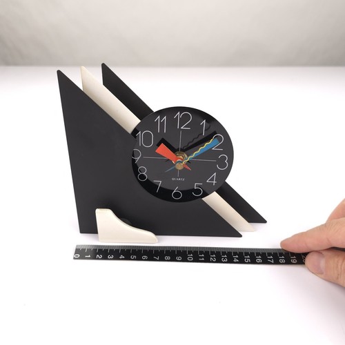 Tisch Uhr Memphis Design Stil Schwarz Weiss Quartz Clock 80er Blech Vintage - Bild 12 von 14