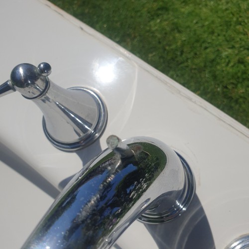 White Vita Large Modern Bathroom Sink 4169 With Chrome Taps - Picture 12 of 24