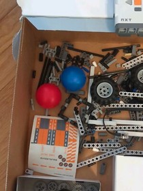 Lego Mindstorms NXT Set 8547 with Manual and Test Pad Untested Not Complete 