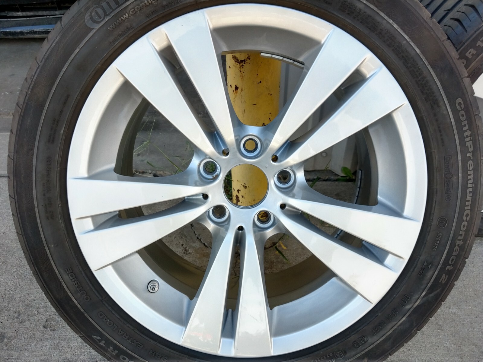 LIKE NEW SET BMW 10 SPOKE 17 ALLOY RIMS PIRELLI RUNFLATS E60 E61 5 ...