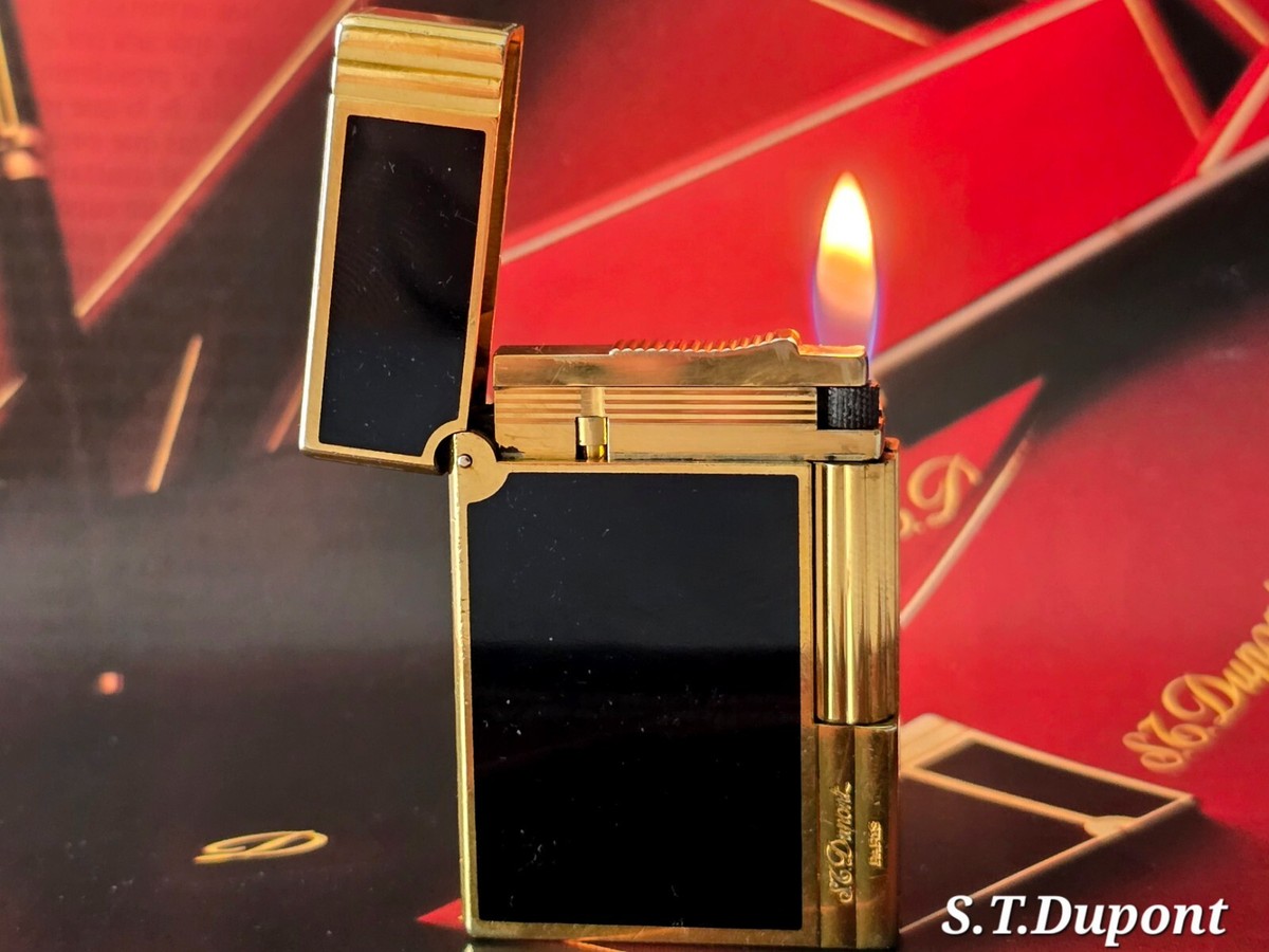 S.T Dupont Lighter Gatsby Ligne 2 Laque de Chine Gold Plated 1980s