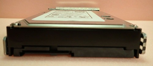 Dell Compellent 32P4W 450GB 15K 3.5" SAS 6Gbp/s HDD Hard Disk Drive With Tray - Picture 5 of 6