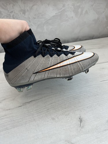 Scarpe da calcio Nike Mercurial Superfly CR7 FG argento metallizzato ACC carbonio - Foto 17 di 19