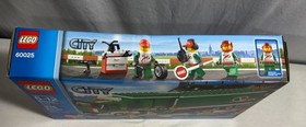 NEW NIB LEGO CITY Grand Prix Truck 60025 Rare Sealed Retired Minifigures