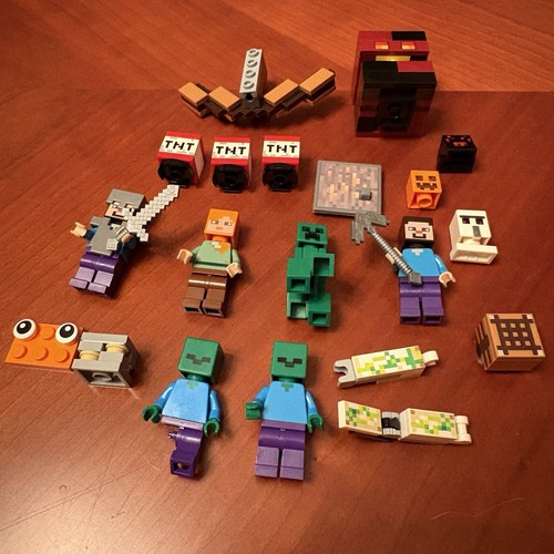 LEGO Minecraft - Steve - Creeper - Zombie - Big fig head - crossbow