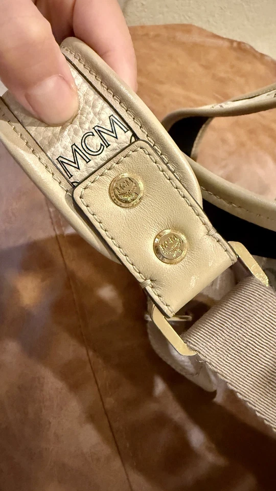 Mini Mochila MCM Stark - Auténtica - Beige Visetos Foto 4 de 4