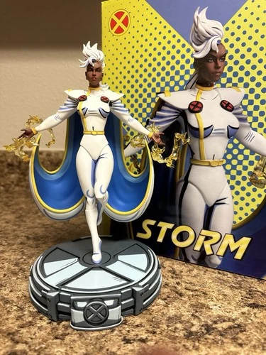 X-MEN '97 - STORM ART SCALE 1/10 STATUE BY IRON STUDIOS