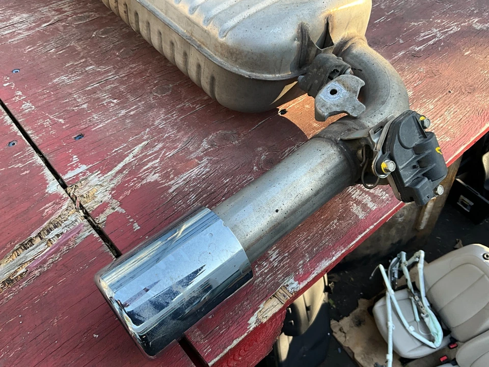 2016 - 2021 BMW X1 F48 XDRIVE 2,0 л выхлопная труба с резонатором и глушителем от оригинального производителя - Изображение 3 из 4