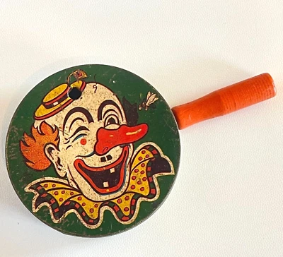 Jouet ancien musical Hochet Maracas Tap Tap CLOWN CIRQUE en tôle lithographiée - Photo 1/4