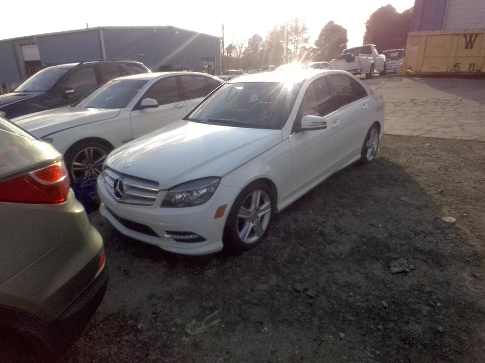 Б/у стекло панели крыши подходит: 2011 Mercedes-Benz Mercedes c-class 204 тип C250 Sd - Изображение 2 из 4