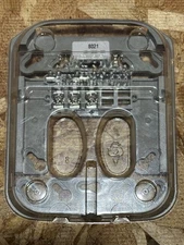 SYSTEM SENSOR MPUNVL UNIVERSAL WALL MOUNT L-SERIES MOUNTING PLATE - BRAND NEW