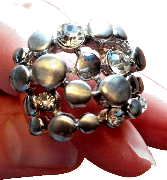 Silvertone Cluster Ring with Clear Rhinestones Si… - image 9