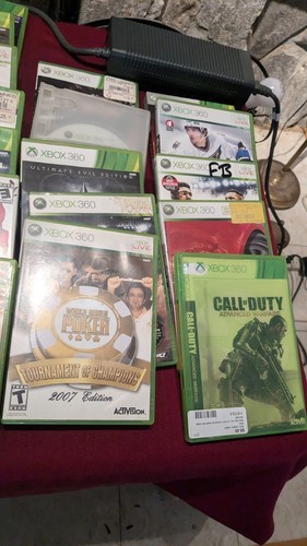 Xbox 360 - Arcade White Console Bundle - Picture 6 of 19